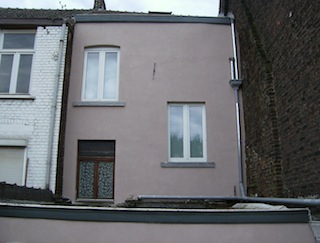 25